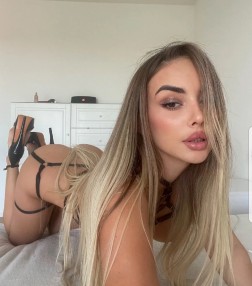 Фото проститутки Виктория №1 в городе Оренбург